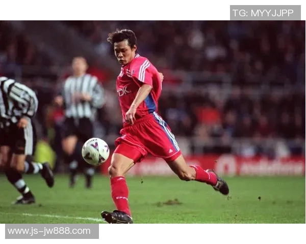 足球明星妻子们的精彩瞬间与时尚风采大揭秘